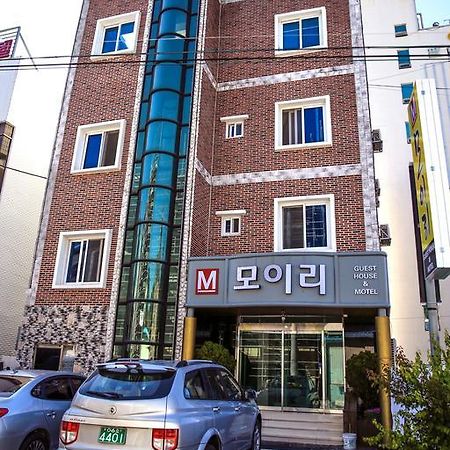 Moiri Guesthouse Yeosu Eksteriør billede